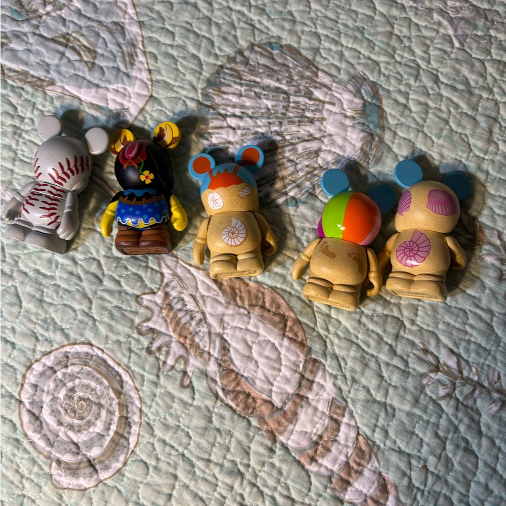 Disney Vinylmation 3” Beach, Baseball, Pirates- 5 figurine toys